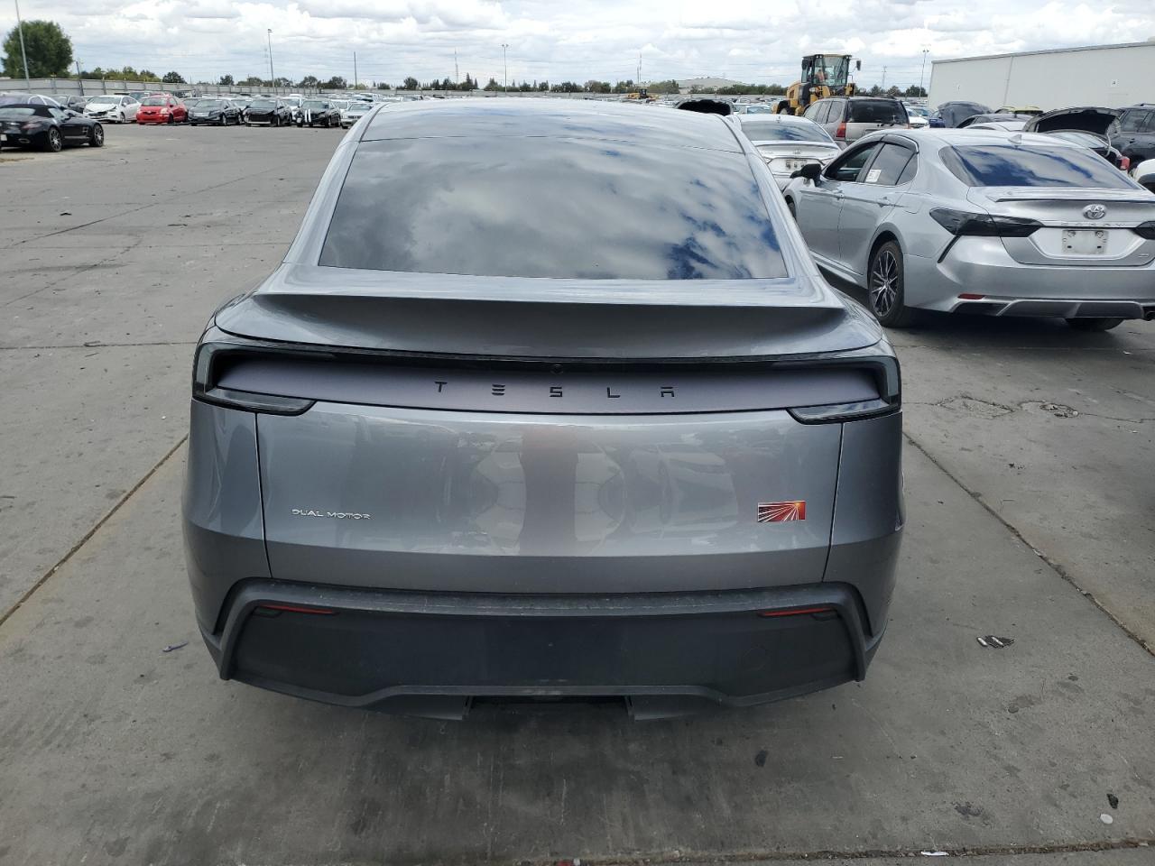 2026 TESLA MODEL Y
