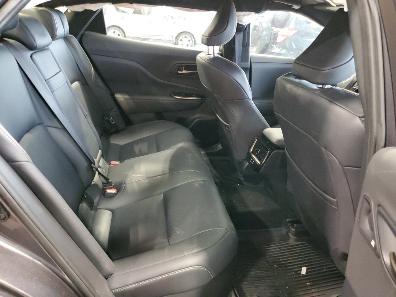 2024 TOYOTA Crown