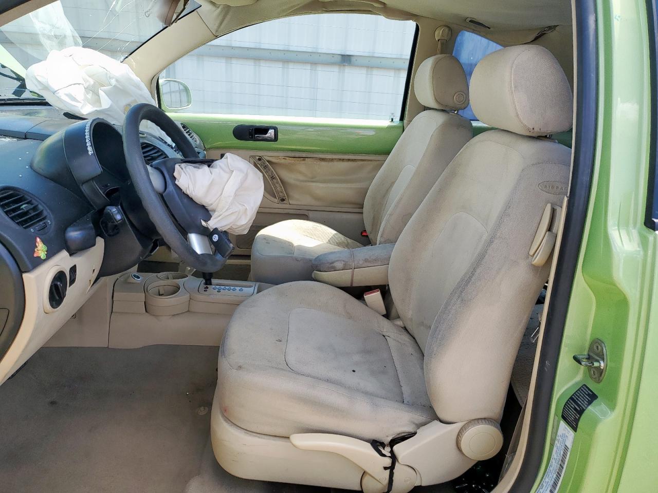 2002 VOLKSWAGEN Beetle