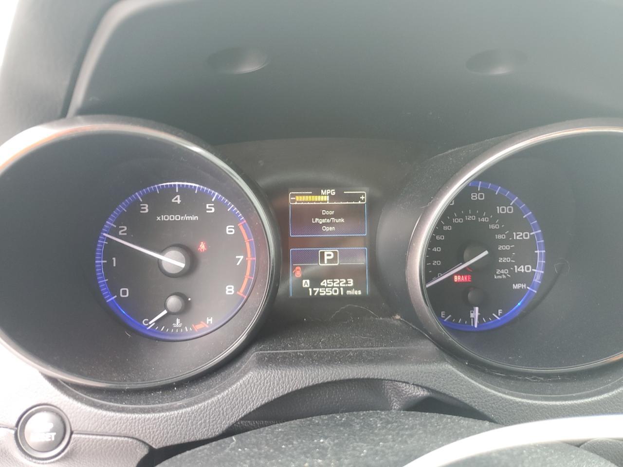 2015 SUBARU Legacy