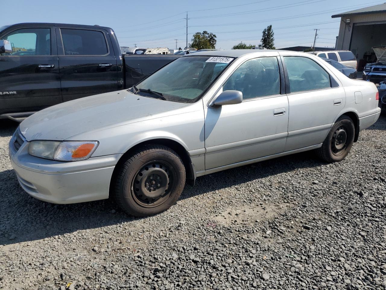 2001 TOYOTA CAMRY