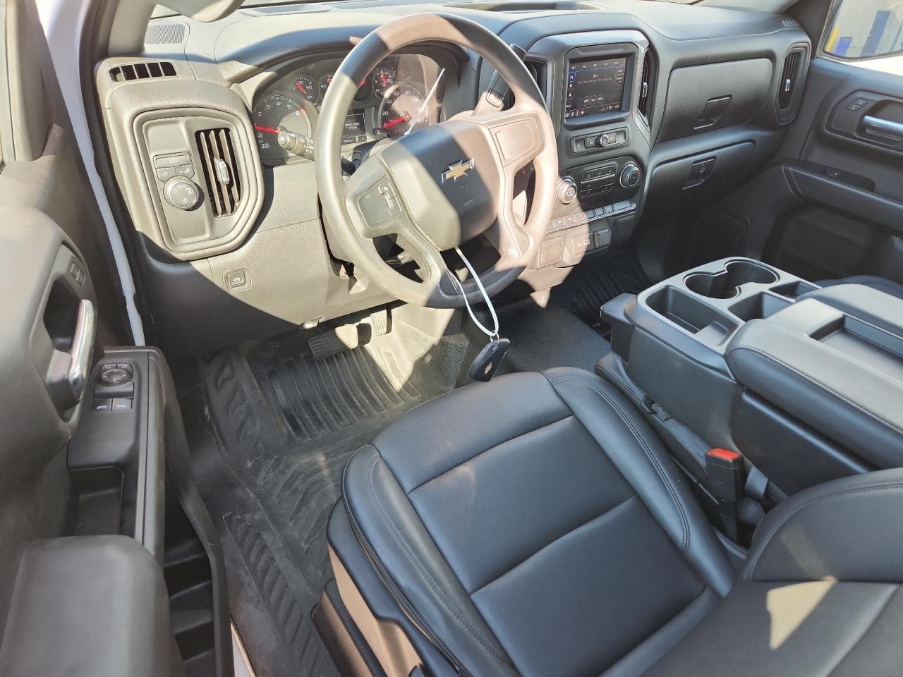 2023 CHEVROLET Silverado