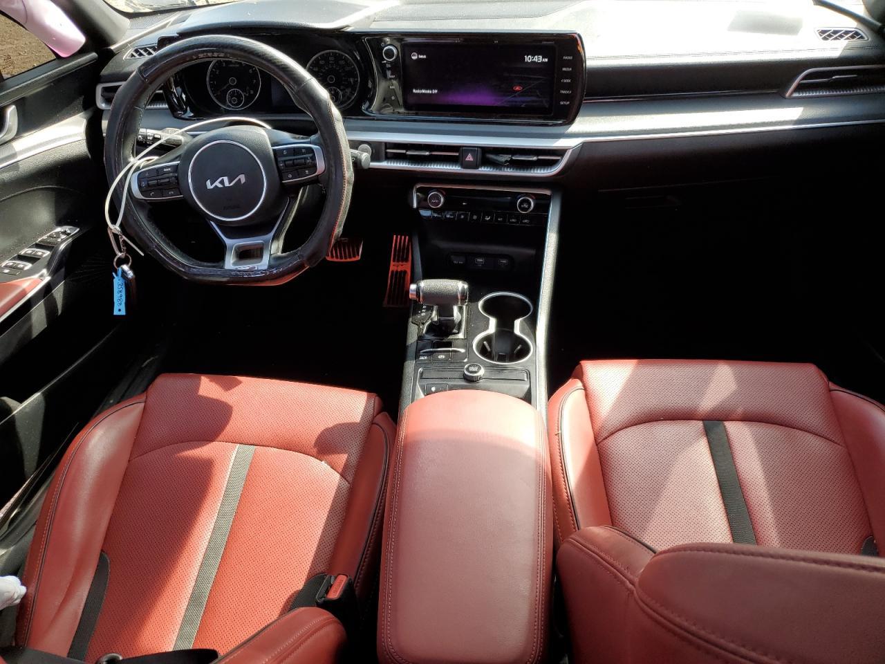 2022 KIA K5