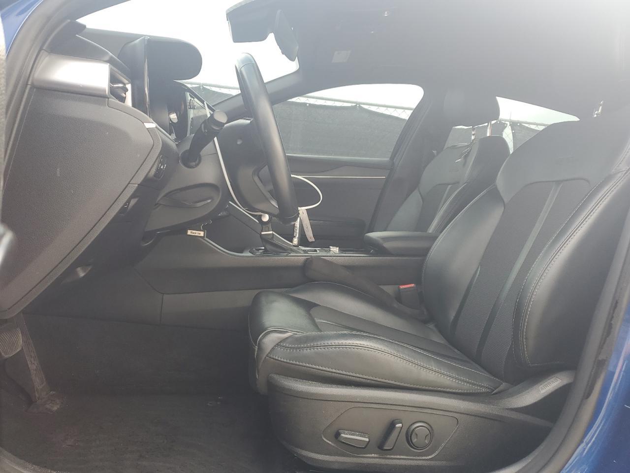 2023 KIA K5