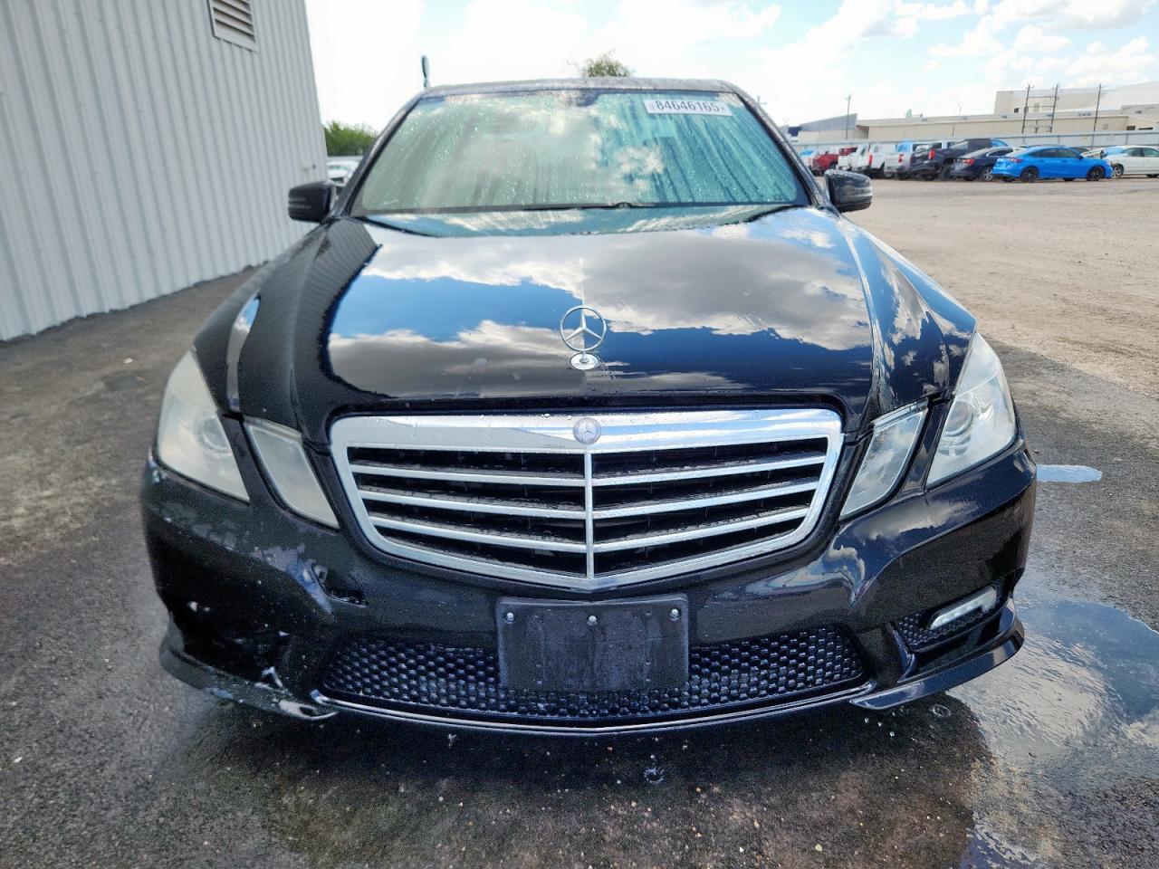2011 MERCEDES-BENZ E-Class