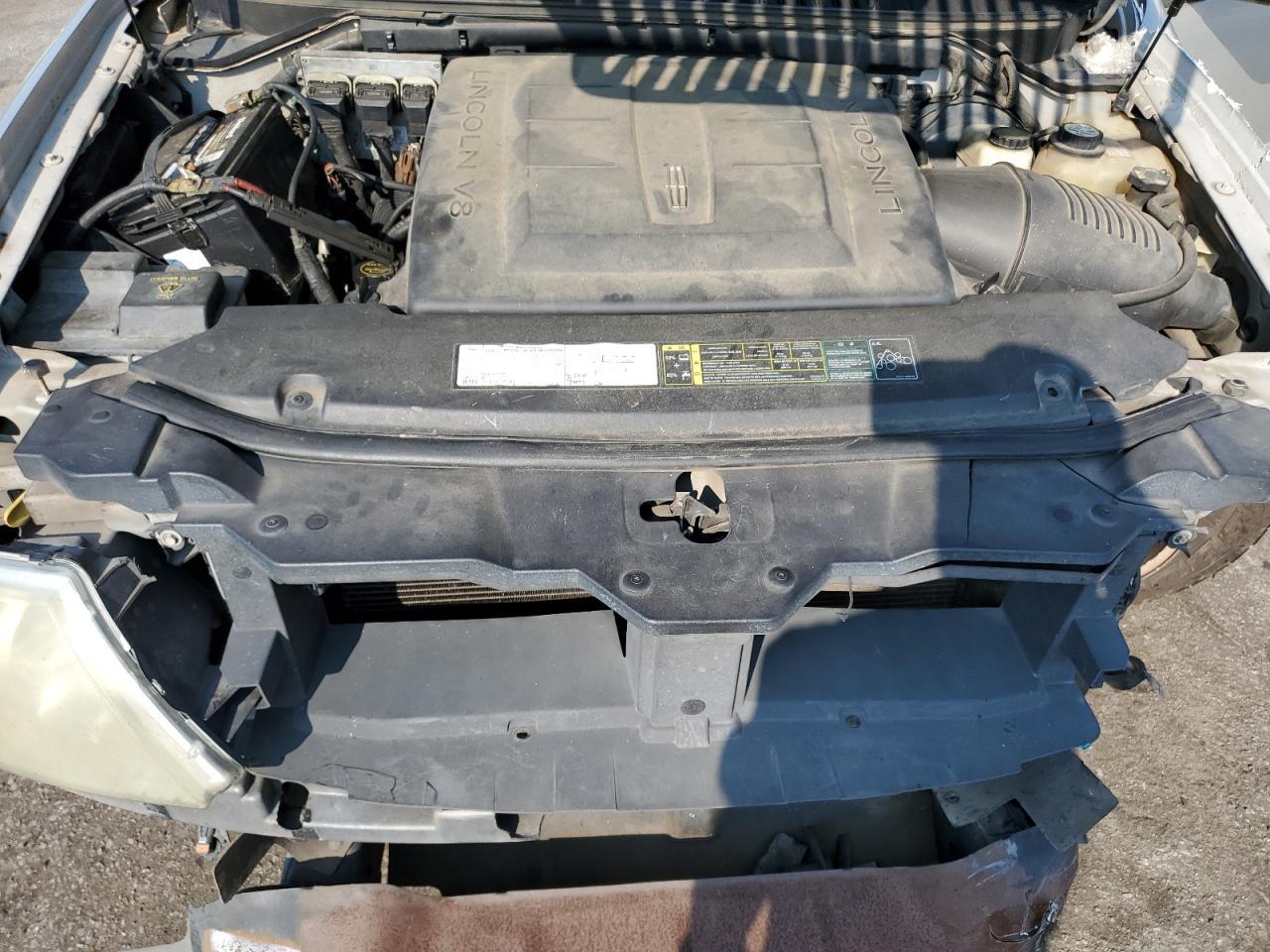 2005 LINCOLN Navigator