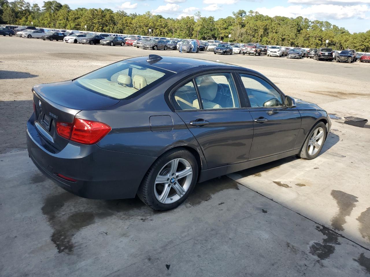 2013 BMW 3 SERIES