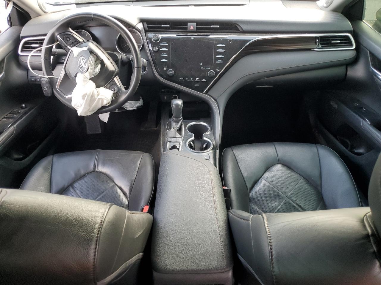 2018 TOYOTA CAMRY