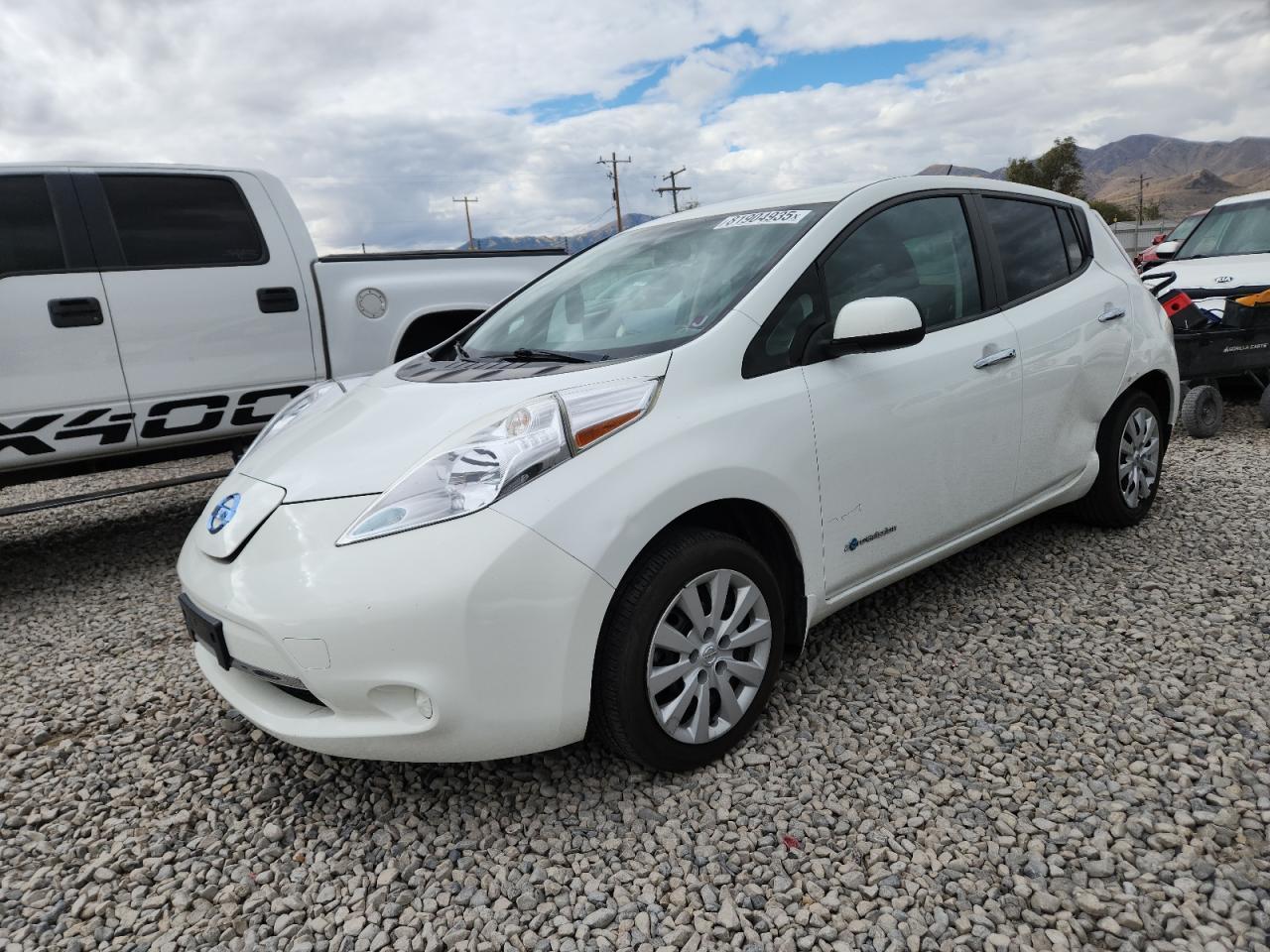 2015 NISSAN LEAF