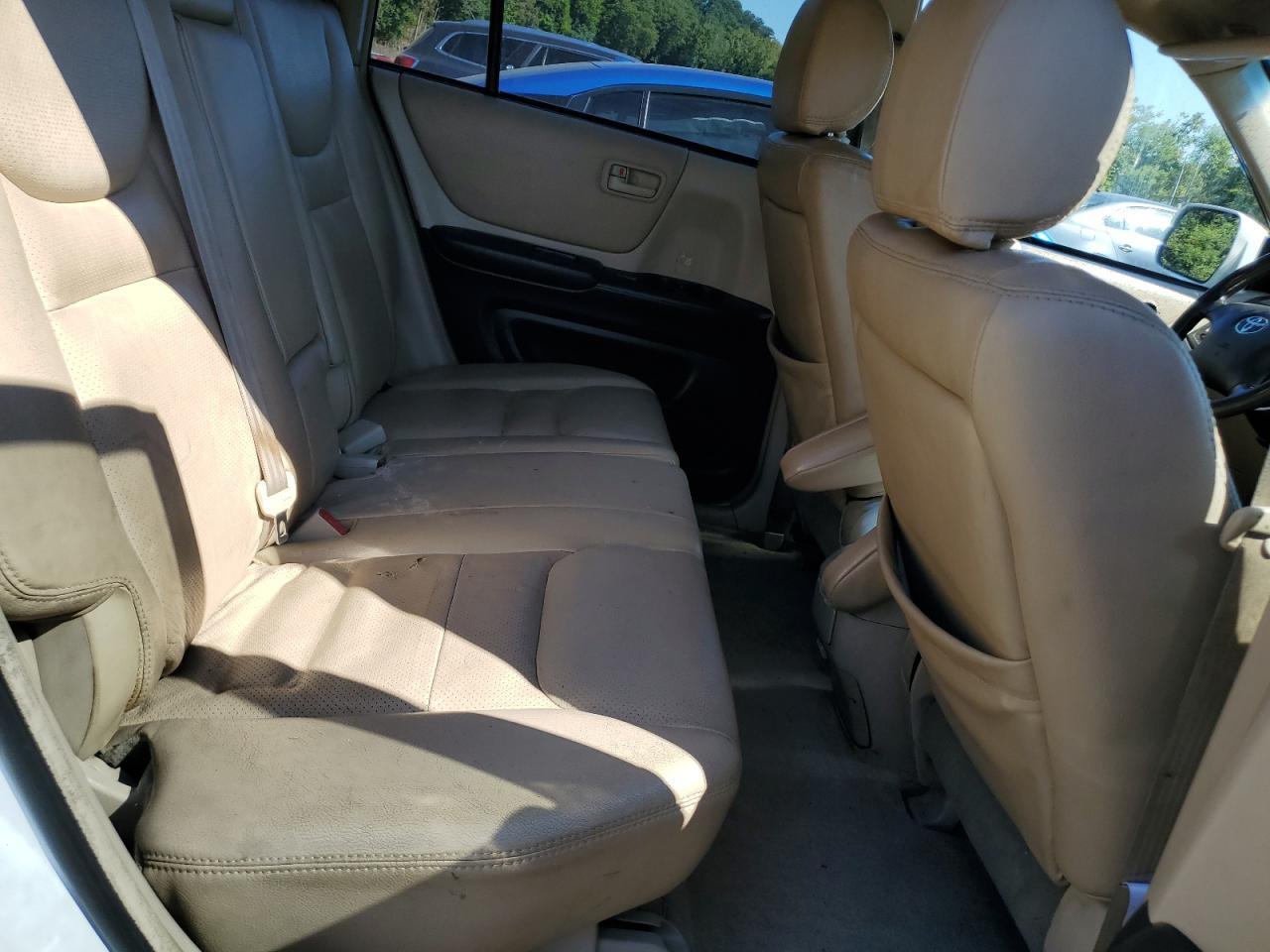 2003 TOYOTA HIGHLANDER