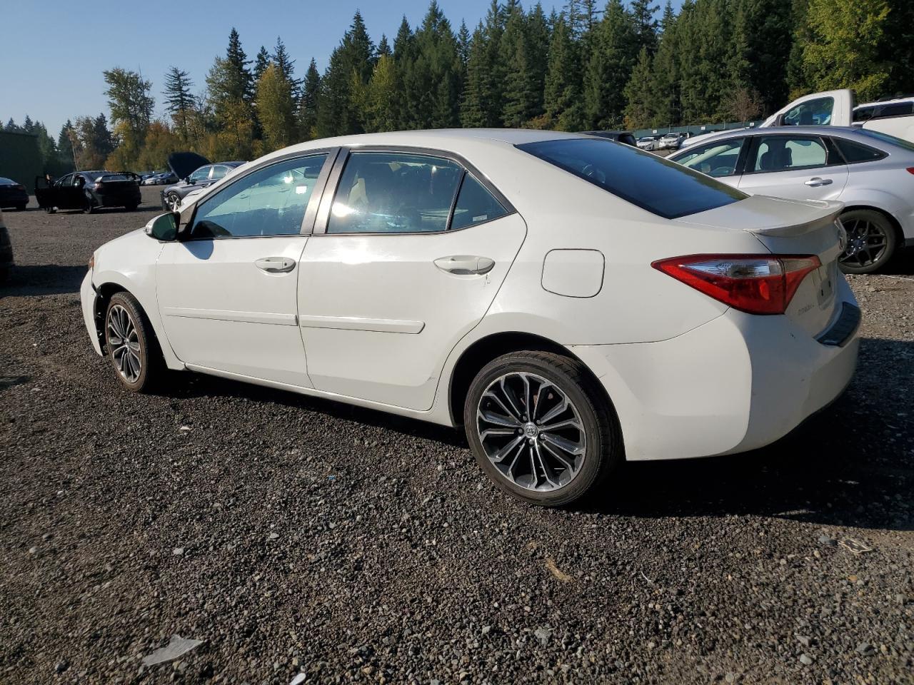 2016 TOYOTA COROLLA