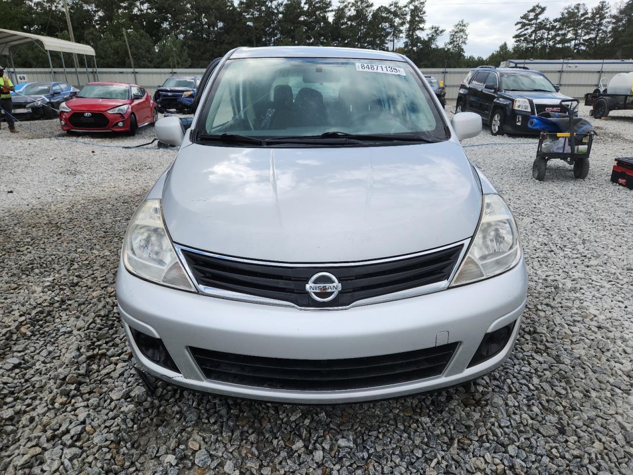 2012 NISSAN VERSA