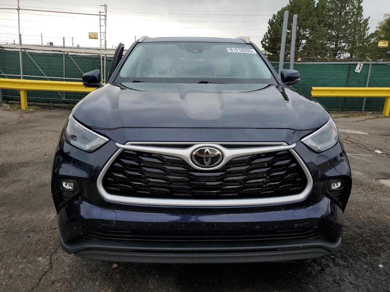 2024 TOYOTA HIGHLANDER