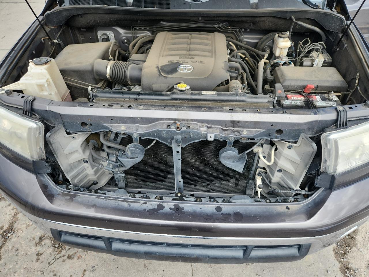 2012 TOYOTA TUNDRA