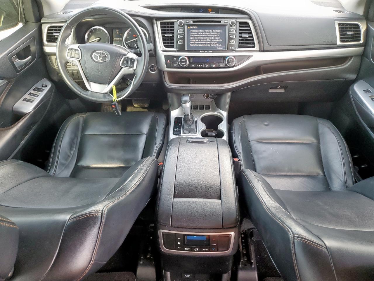 2016 TOYOTA HIGHLANDER
