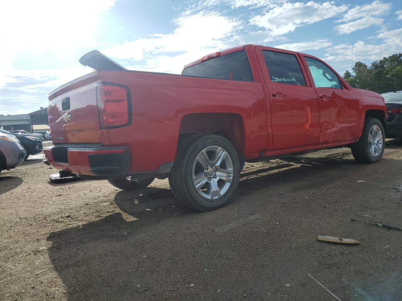 2018 CHEVROLET Silverado