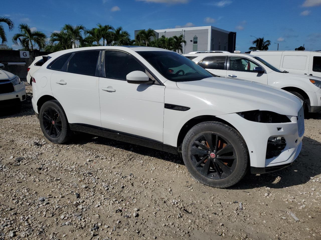 2022 JAGUAR F-Pace