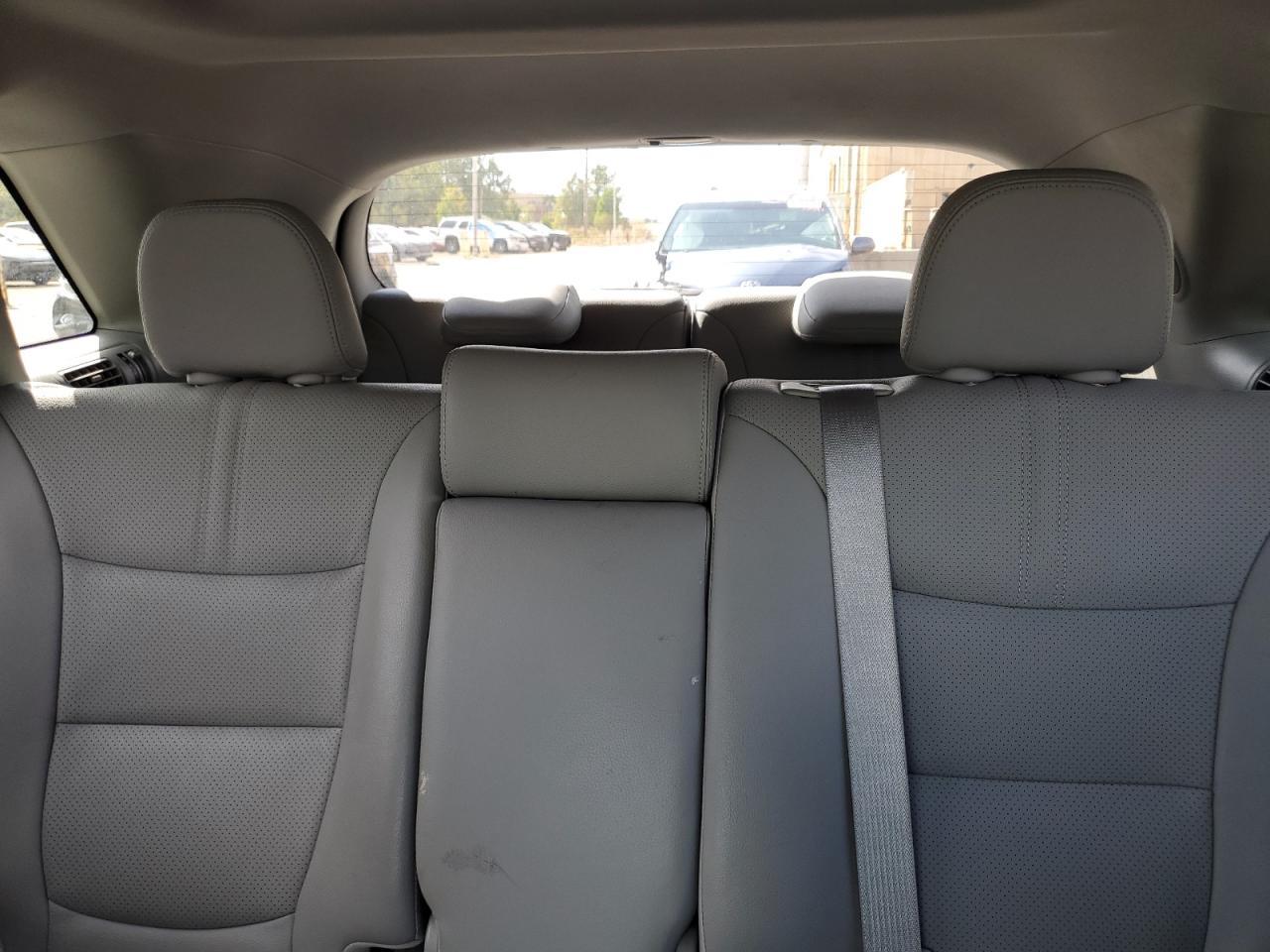 2011 KIA SORENTO