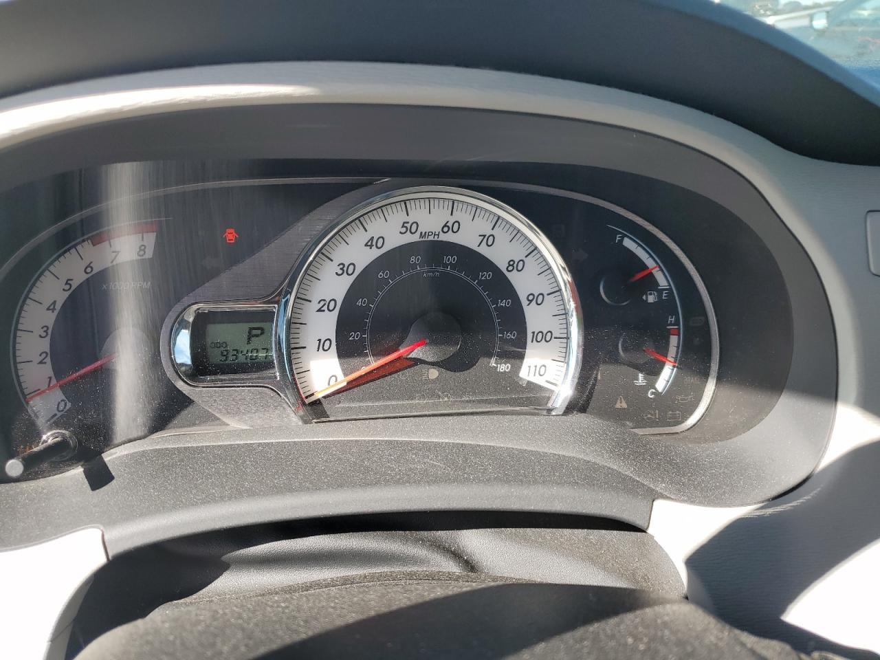 2012 TOYOTA SIENNA
