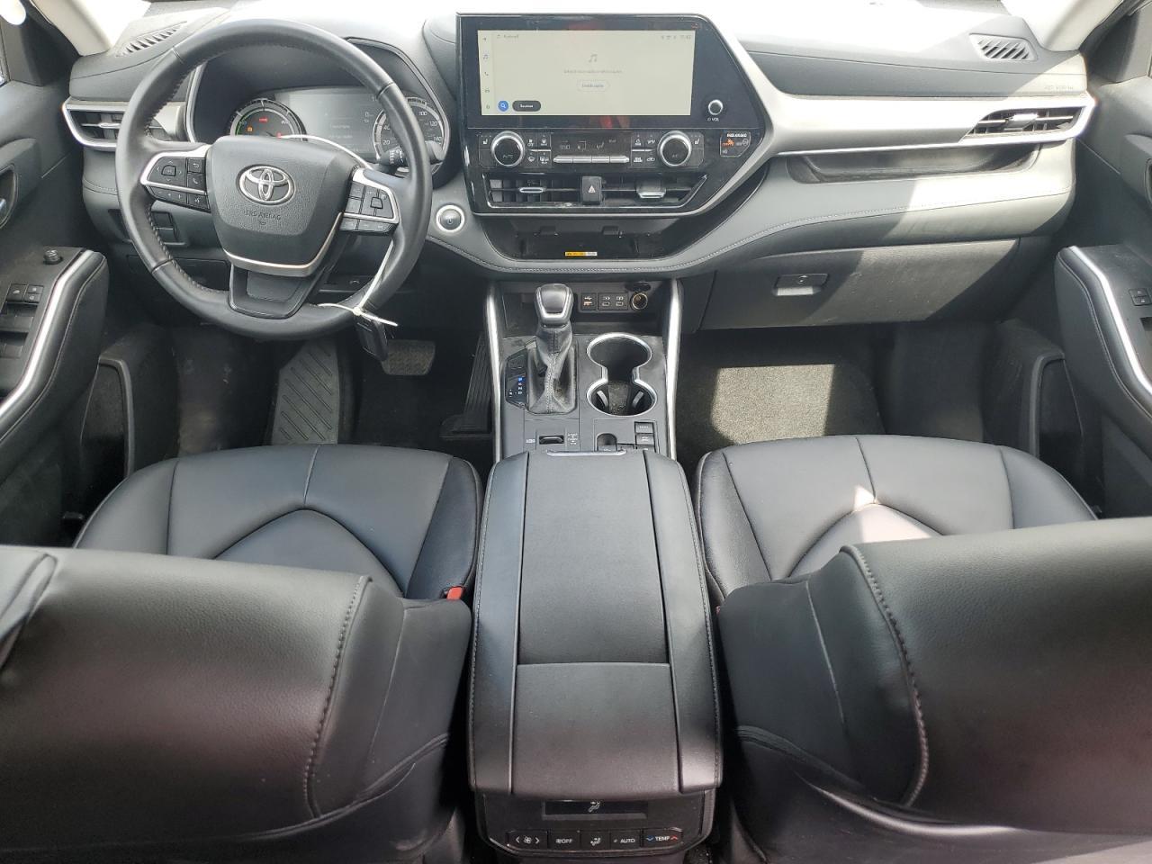 2025 TOYOTA HIGHLANDER