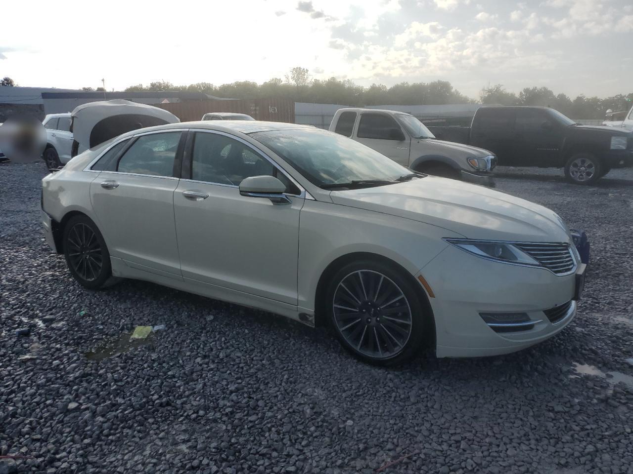 2016 LINCOLN MKZ
