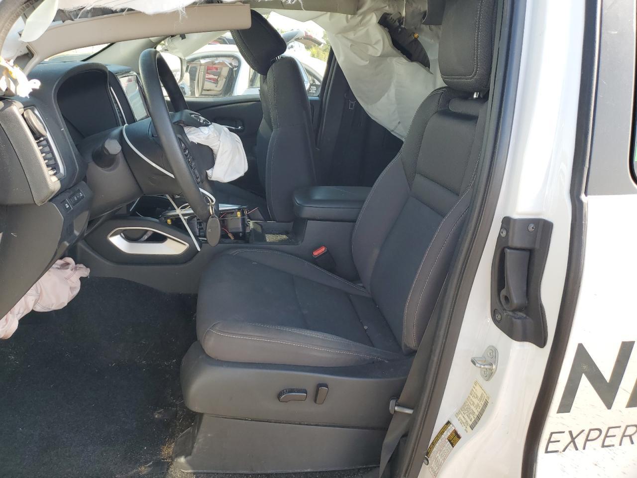 2022 NISSAN Frontier