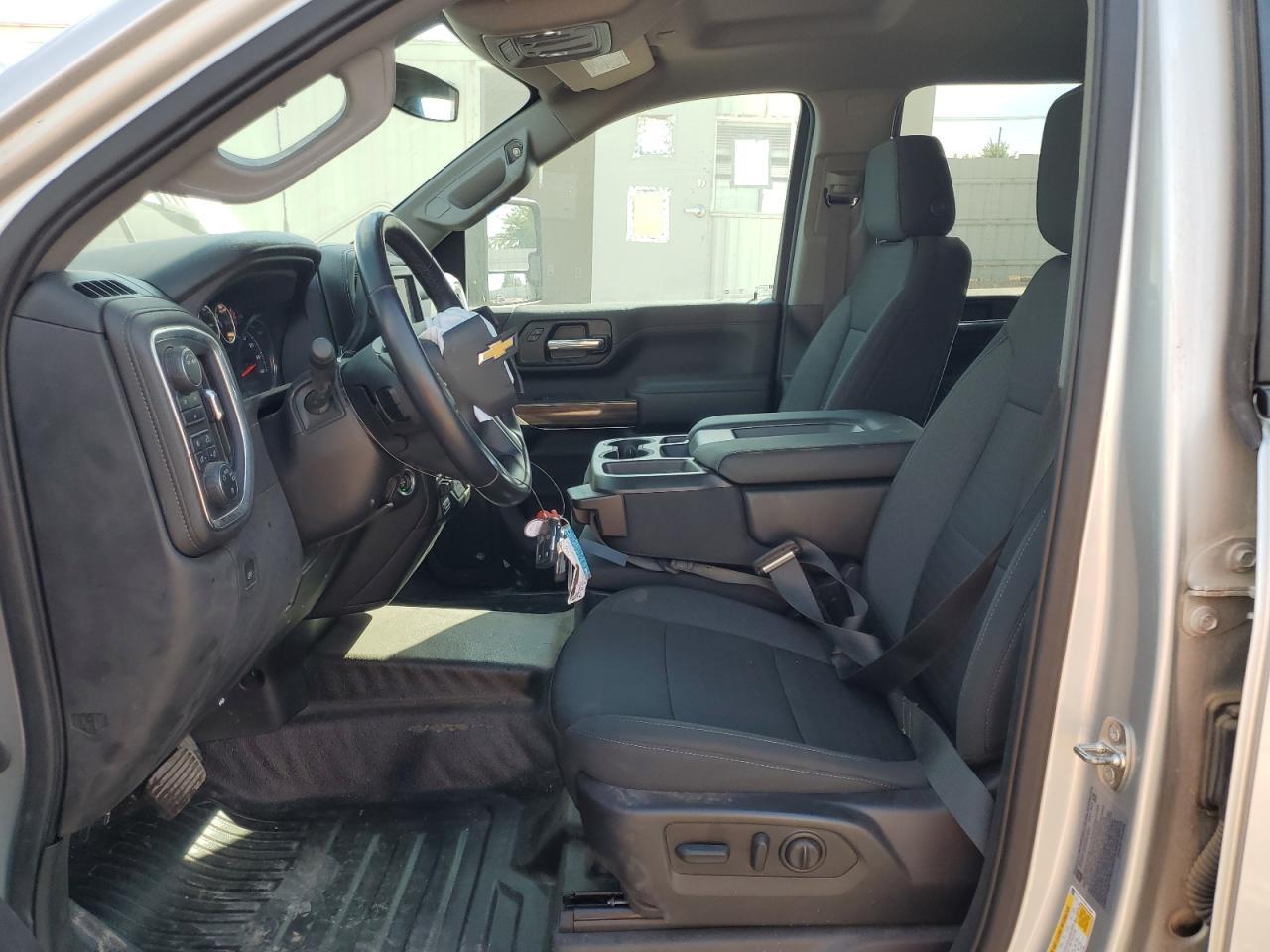 2023 CHEVROLET Silverado