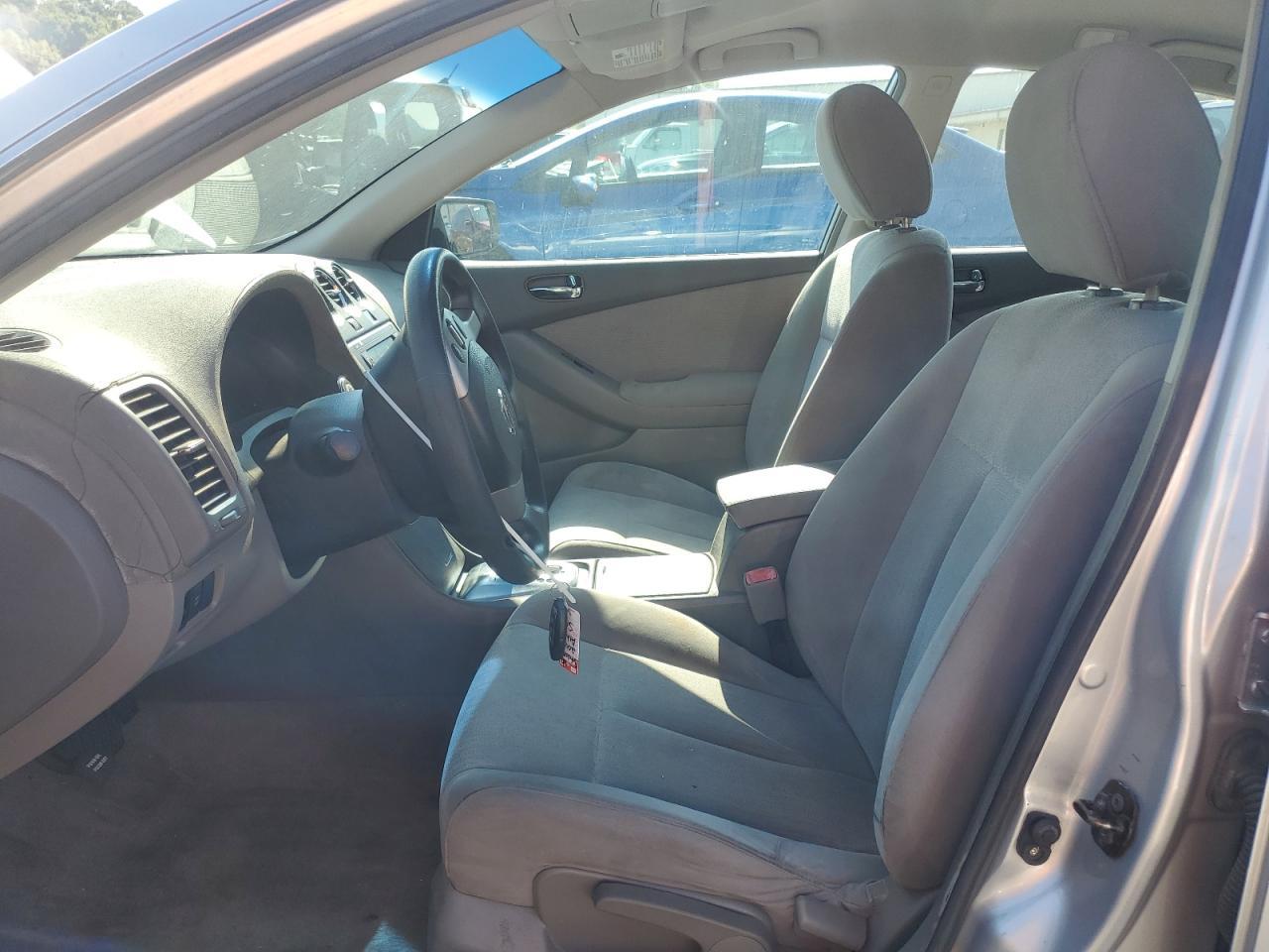 2010 NISSAN ALTIMA