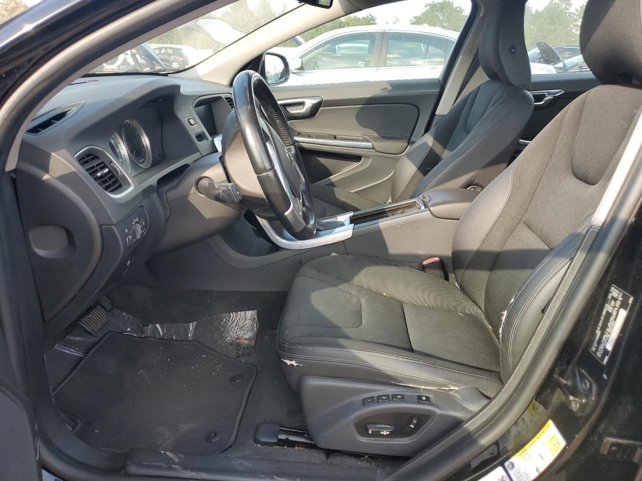 2013 VOLVO S60