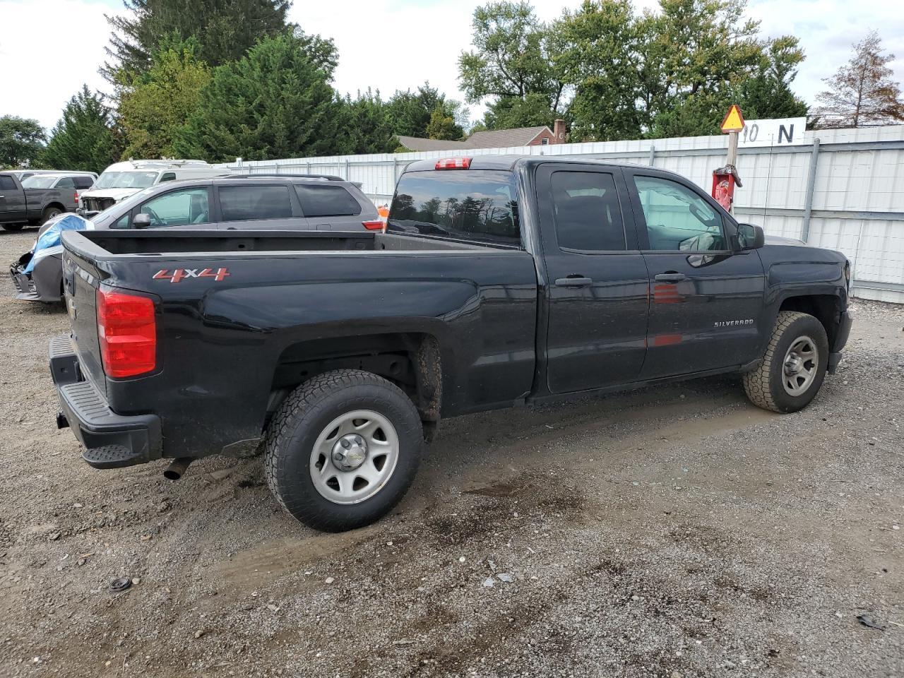 2018 CHEVROLET Silverado