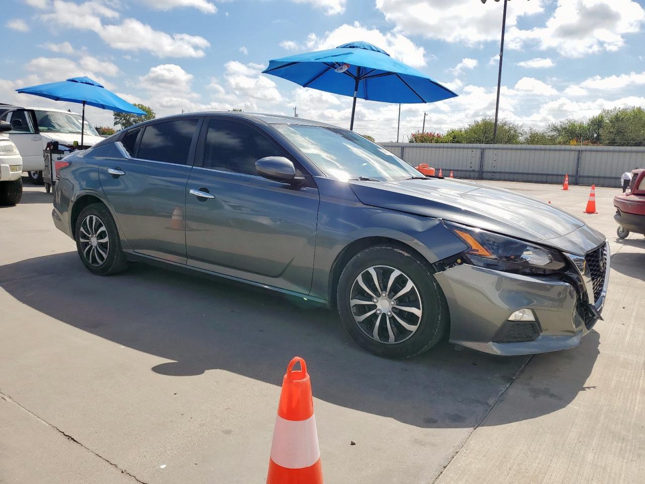 2022 NISSAN ALTIMA