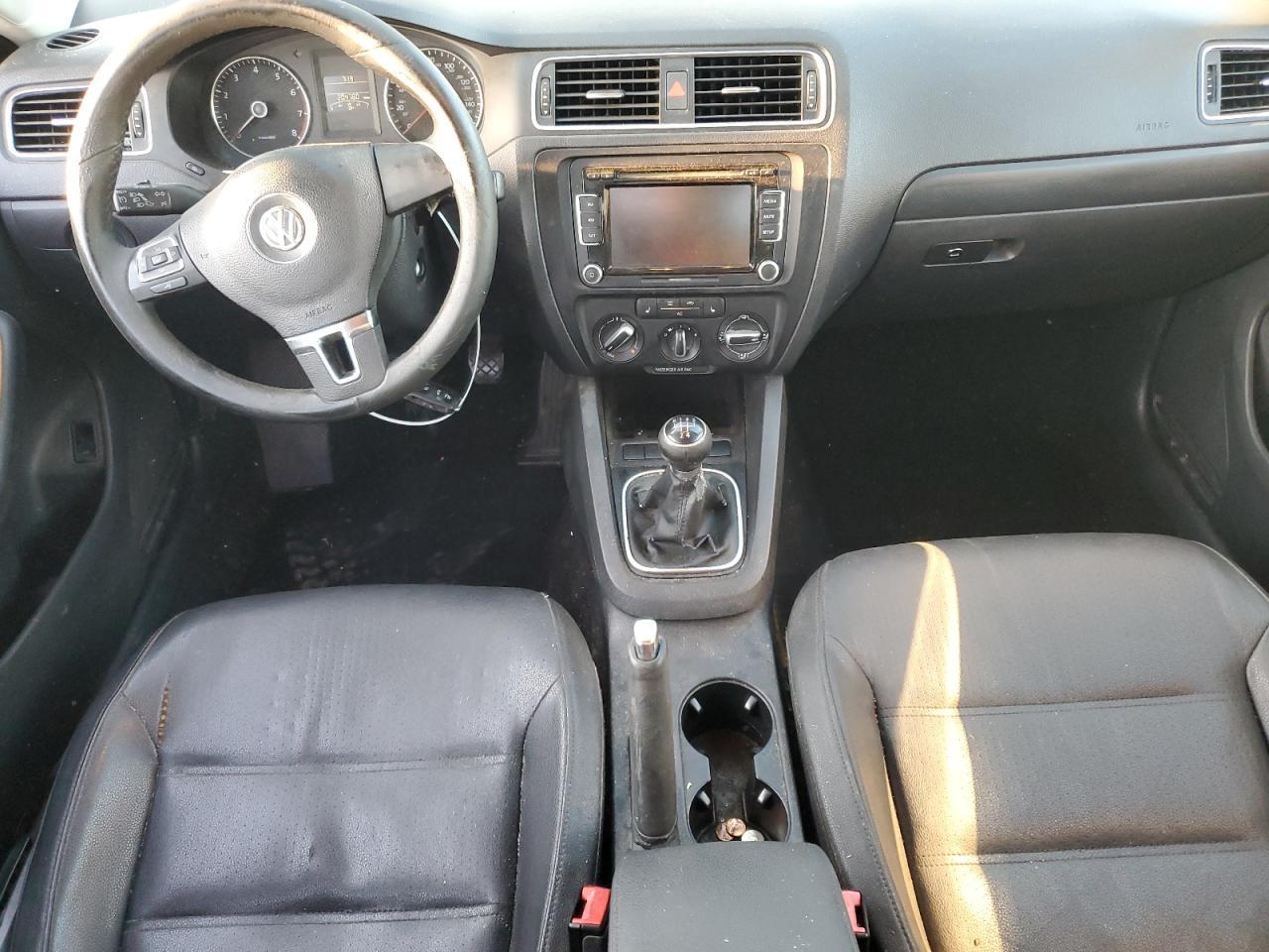 2012 VOLKSWAGEN JETTA