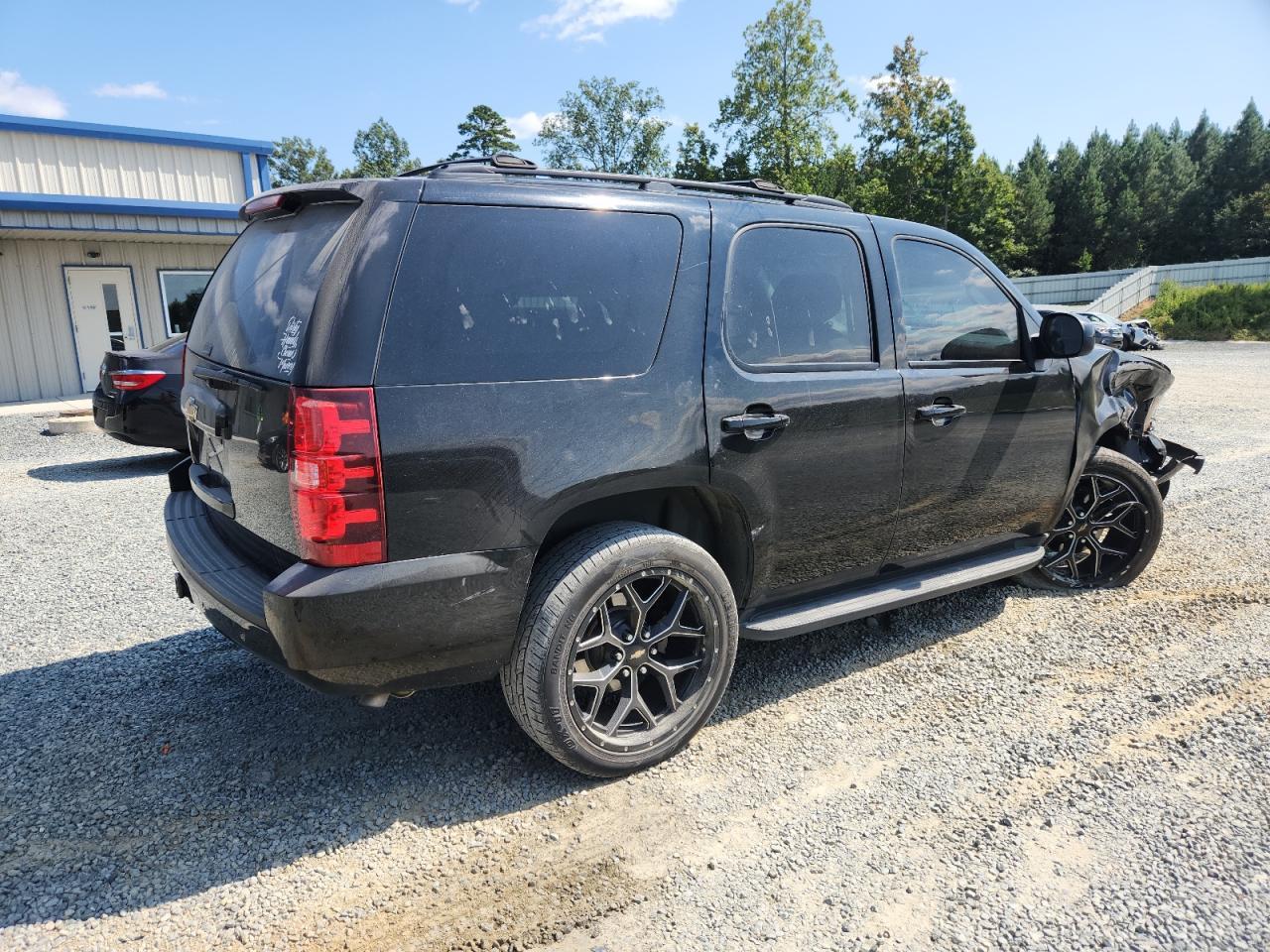2011 CHEVROLET Tahoe