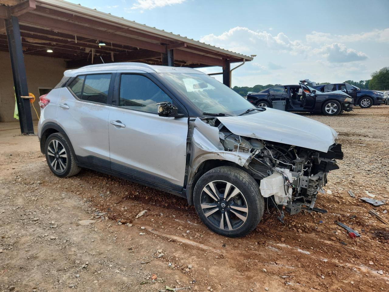 2019 NISSAN KICKS