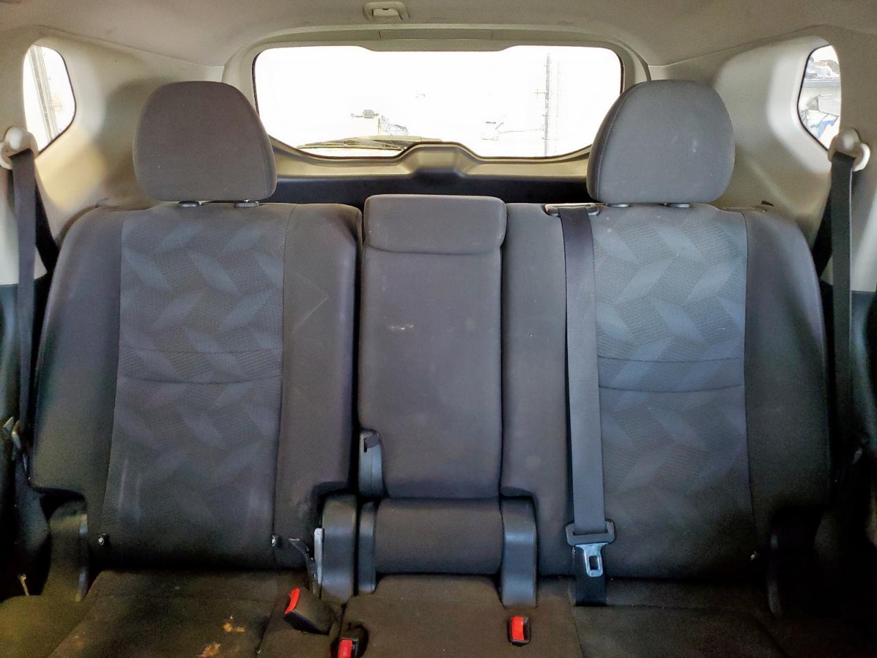 2016 NISSAN ROGUE