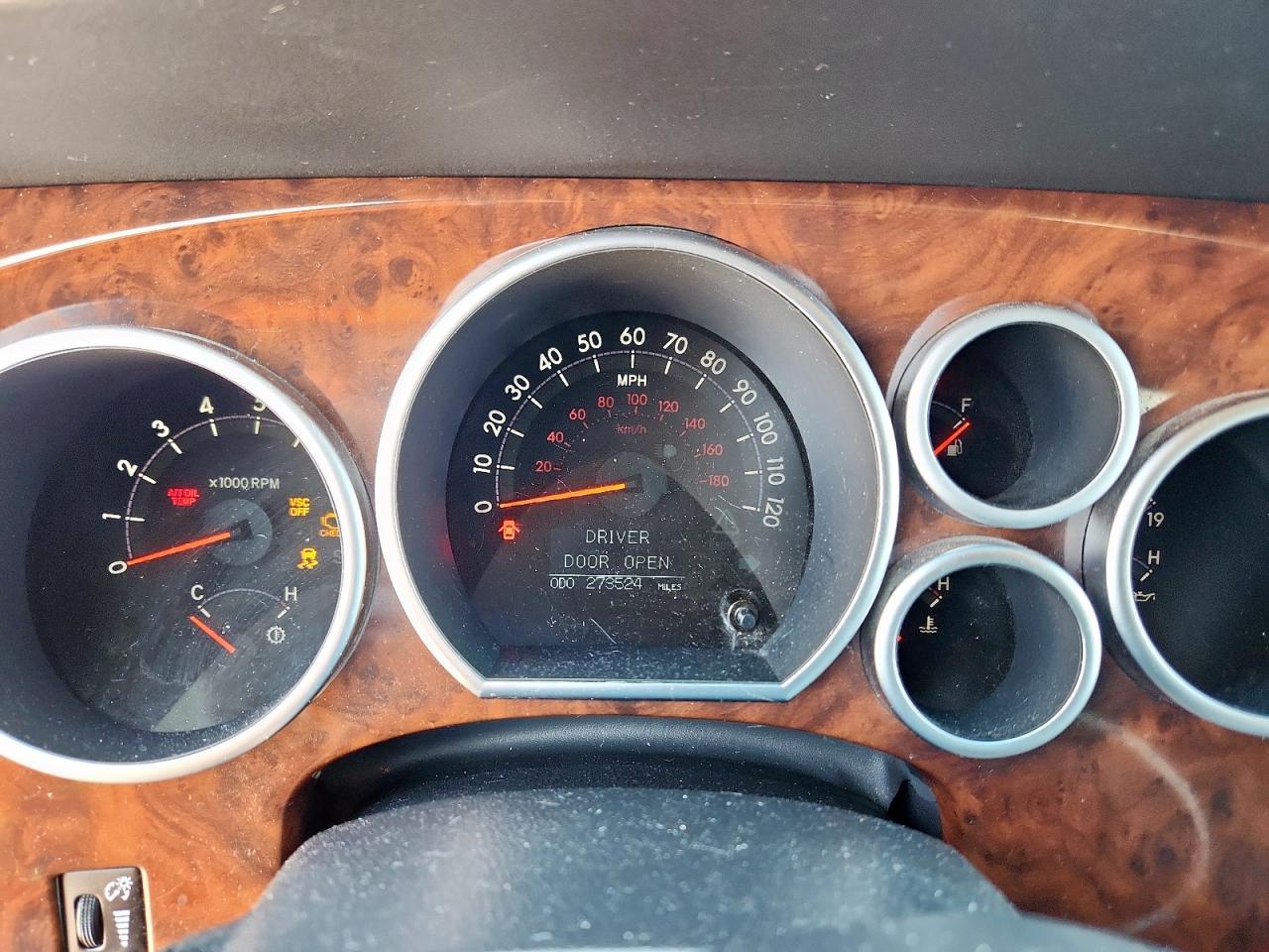 2008 TOYOTA Sequoia