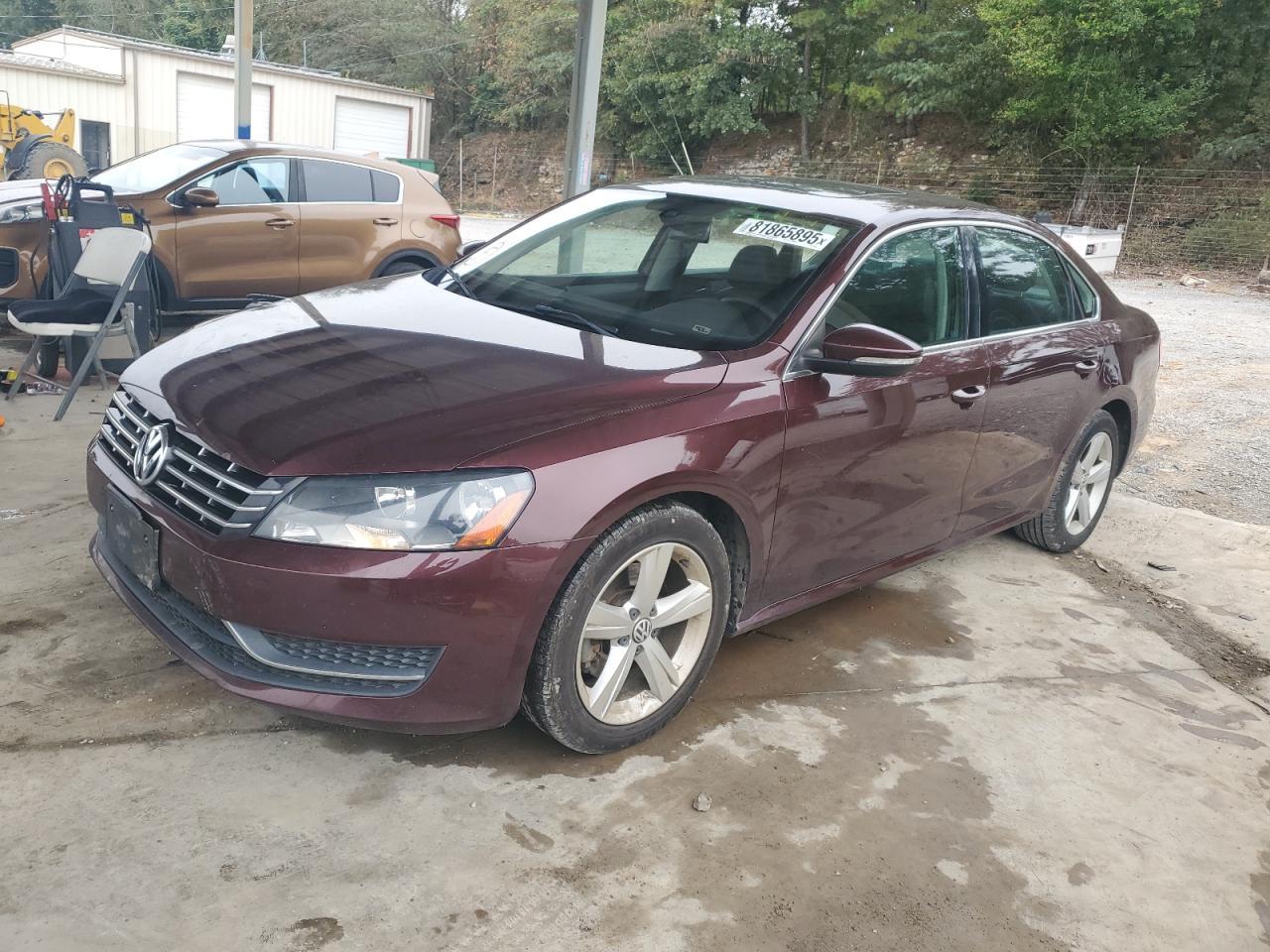 2012 VOLKSWAGEN Passat