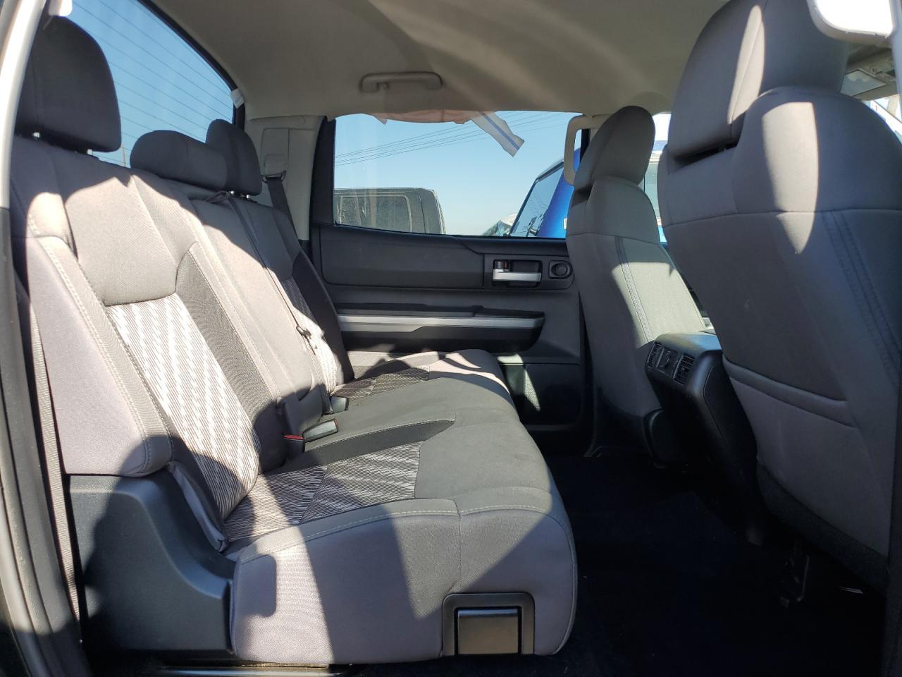 2018 TOYOTA TUNDRA