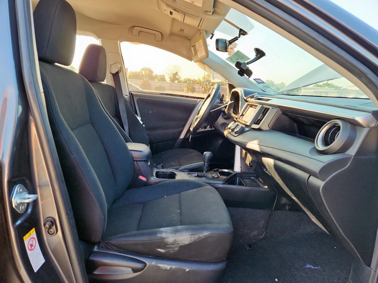 2016 TOYOTA RAV4