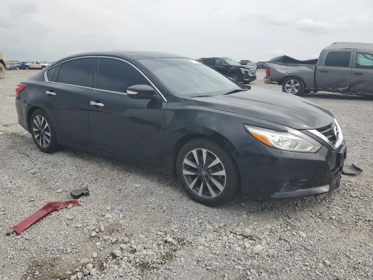 2017 NISSAN ALTIMA