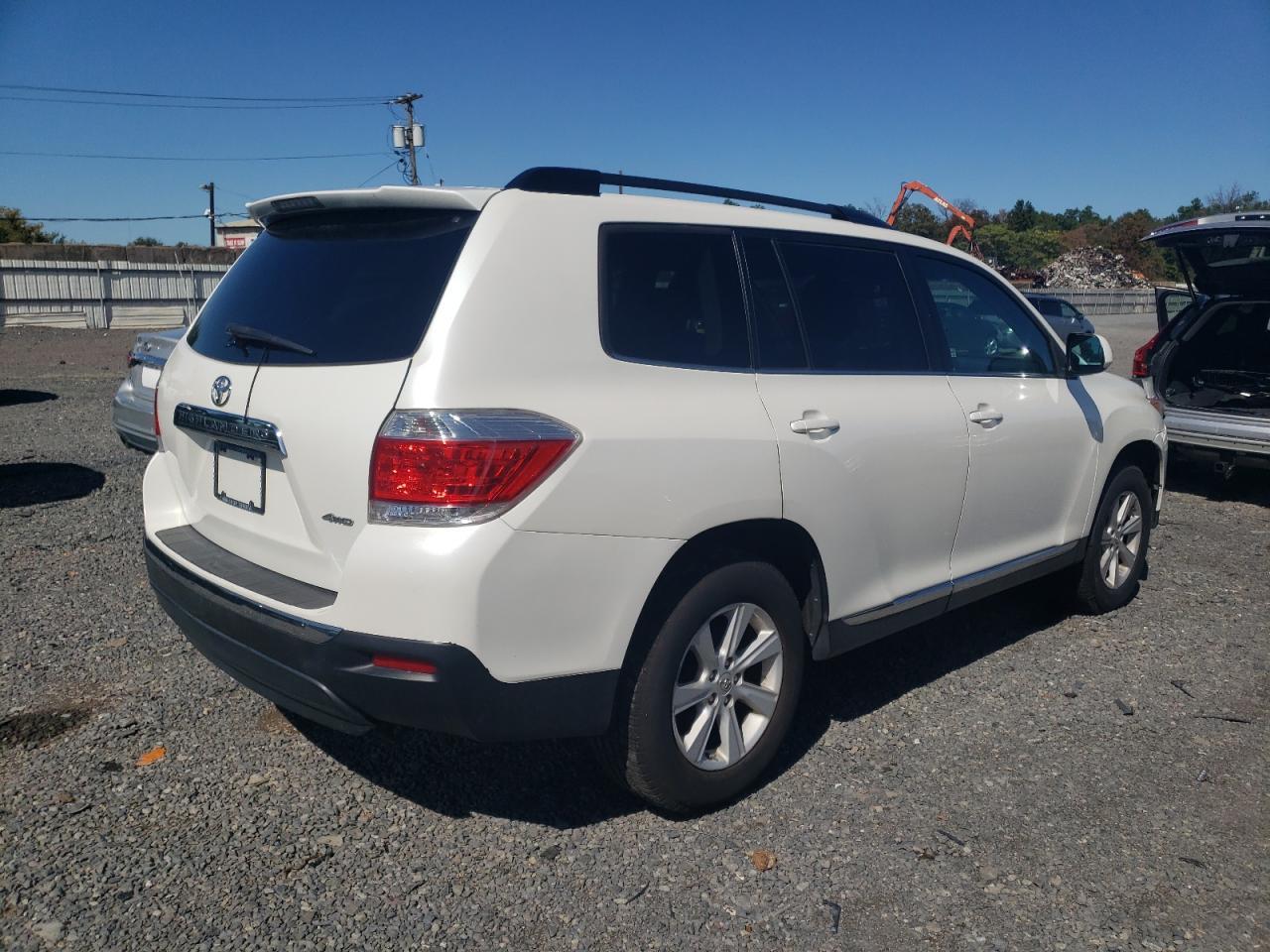 2013 TOYOTA HIGHLANDER