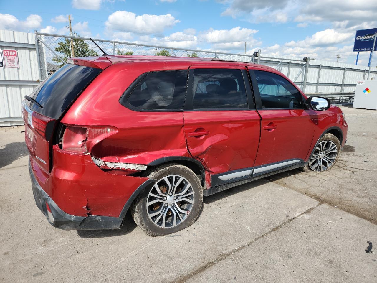 2016 MITSUBISHI outlander