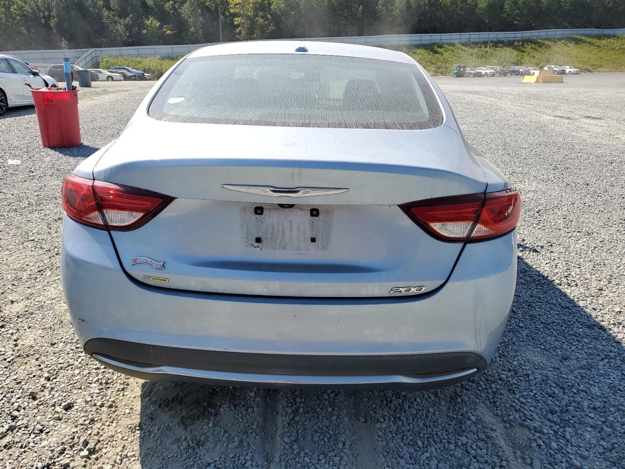 2015 CHRYSLER 200