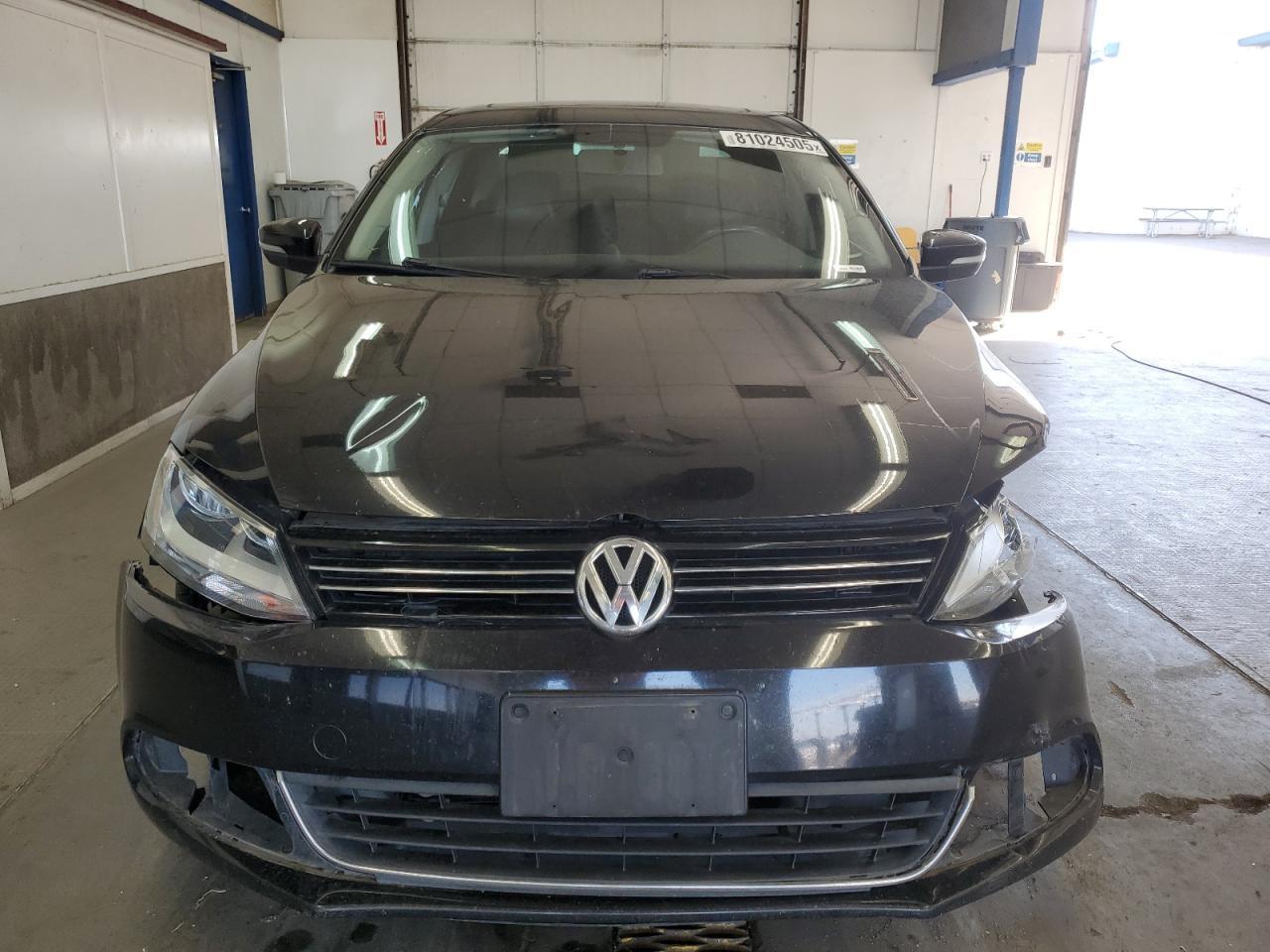 2013 VOLKSWAGEN JETTA