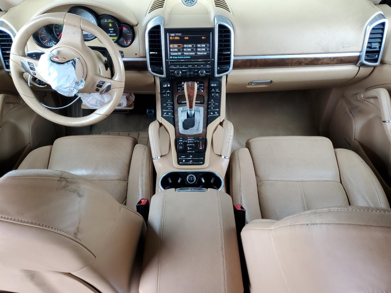 2012 PORSCHE CAYENNE