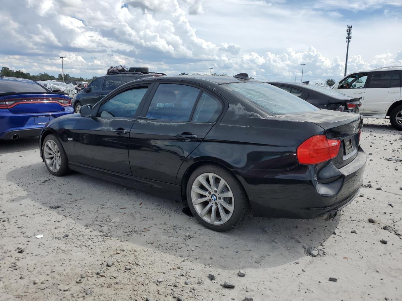 2011 BMW 3 SERIES