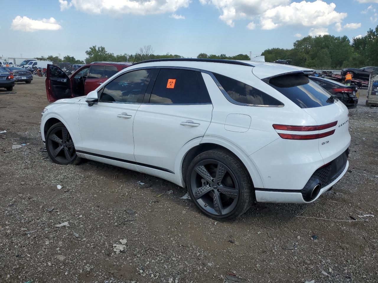 2022 GENESIS GV70