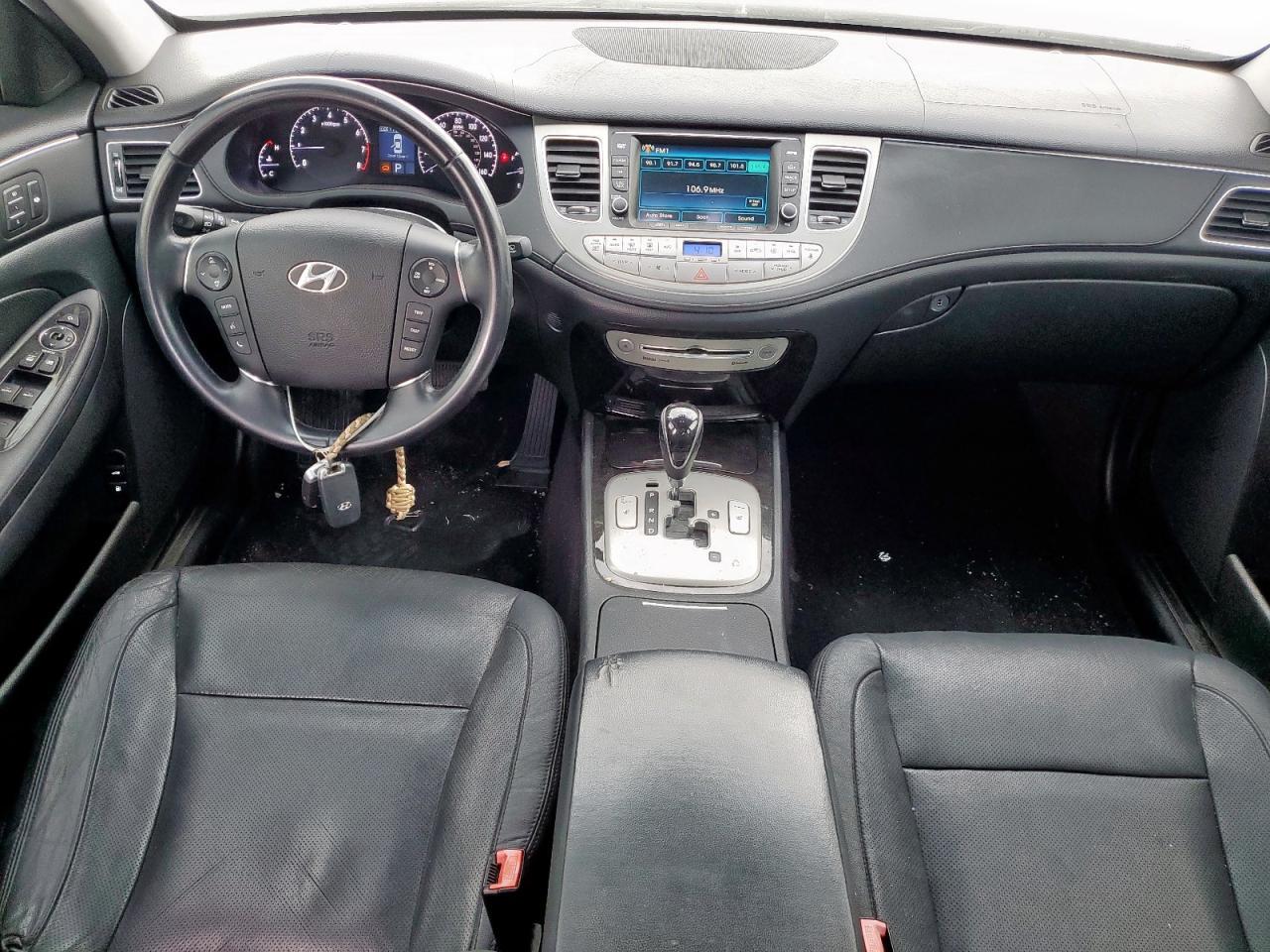 2012 HYUNDAI GENESIS