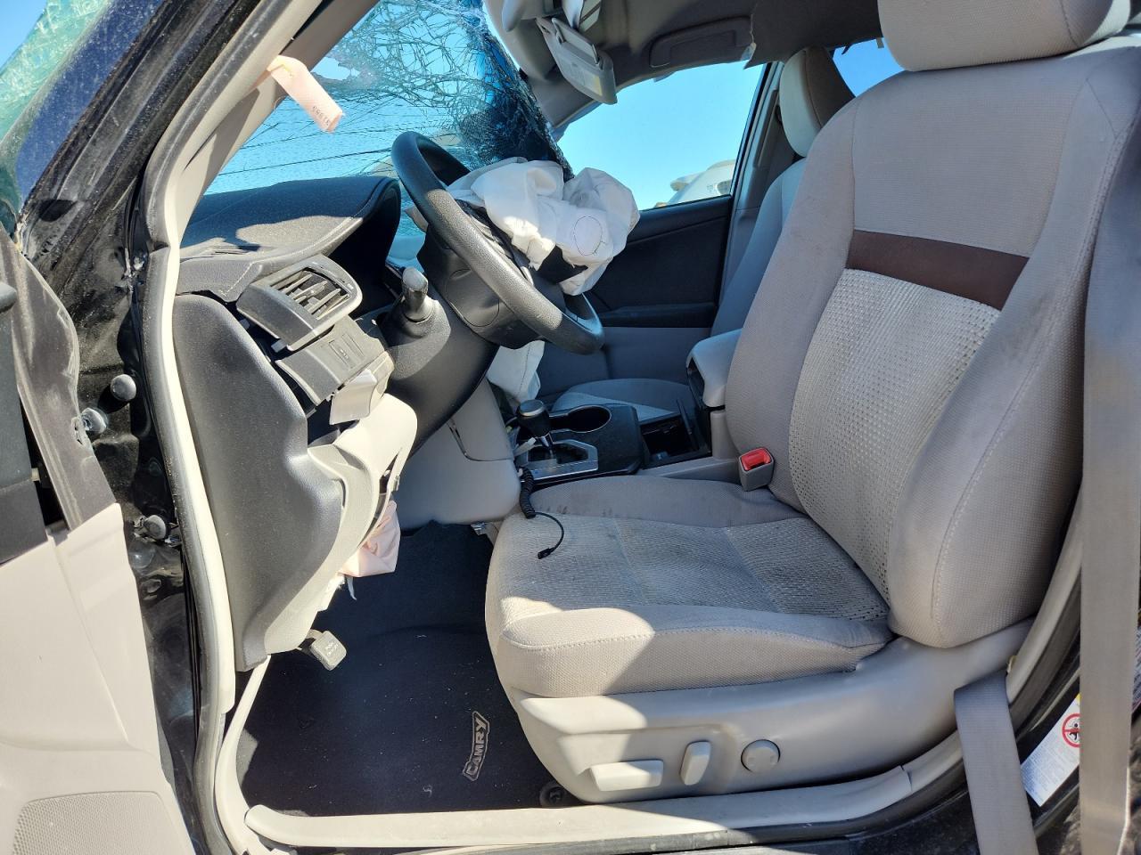 2012 TOYOTA CAMRY