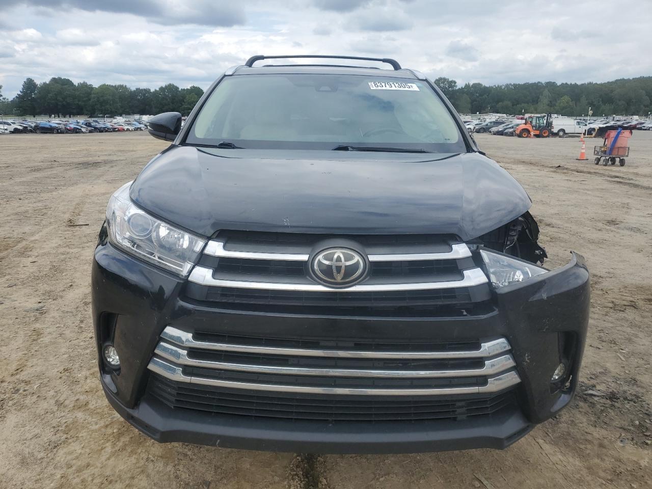 2017 TOYOTA HIGHLANDER